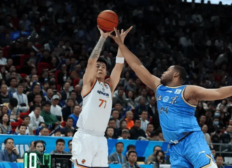 世界赛赛程-张镇麟出战34分钟，投篮10中2、三分3中0得到4分3篮板2抢断